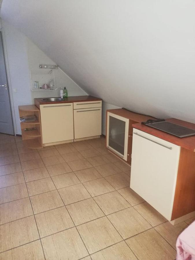 Kullerkupu Guesthouse Kuressaare Eksteriør billede
