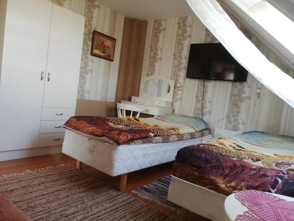 Kullerkupu Guesthouse Kuressaare Eksteriør billede